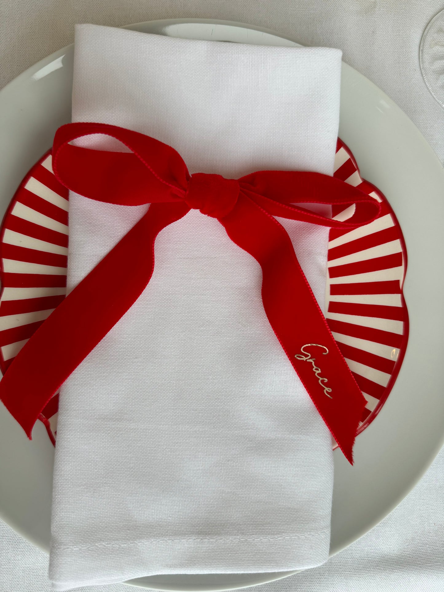 Place Setting Bow
